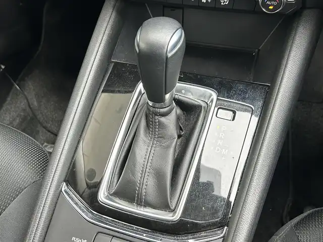 マツダ ＣＸ－５ XD プロアクティブ 静岡県 2019(令1)年 1.4万km ソウルレッドクリスタルM アイ・アクティブセンス/純正ナビ/・フルセグ/Bluetooth/DVD/ヘッドアップディスプレイ/全周囲カメラ/前後ドライブレコーダー/ETC/クルーズコントロール追従有/革巻きステアリング/・ステアリングスイッチ/シートヒーターD/N/ハンドルヒーター/オートライト/スマートキー/・プッシュスタート/LEDヘッドライト/・フォグランプ/電動格納ミラー/電動リアゲート/ウインカーミラー/純正アルミホイール/純正フロアマット/純正ドアバイザー