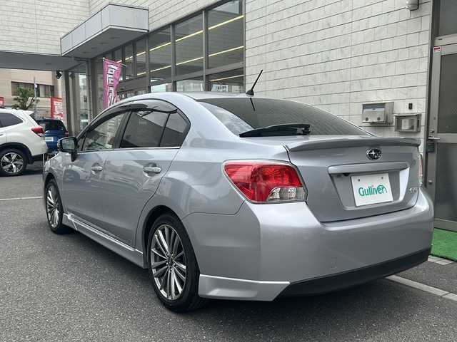 スバル インプレッサ Ｇ４ 2．0i－S 埼玉県 2016(平28)年 3.2万km アイスシルバーメタリック 登録時３１６１３km/ワンオーナー/フルセグ/純正ナビ（AVIC-RZ99）/・Bluetooth/・AM/・FM/・DVD/・HDMI/バックカメラ/ETC/パワーシート（D席＋N席）/クルーズコントロール/ABS/横滑り防止機能/アイドリングストップ/ヒルスタートアシスト/オートライト/レベライザー/パドルシフト/純正フロアマット/ウィンカー付き電動格納ミラー/純正アルミホイール17インチ/ドアバイザー/キーレスキー×2/取扱説明書/保証書