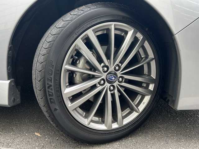スバル インプレッサ Ｇ４ 2．0i－S 埼玉県 2016(平28)年 3.2万km アイスシルバーメタリック 登録時３１６１３km/ワンオーナー/フルセグ/純正ナビ（AVIC-RZ99）/・Bluetooth/・AM/・FM/・DVD/・HDMI/バックカメラ/ETC/パワーシート（D席＋N席）/クルーズコントロール/ABS/横滑り防止機能/アイドリングストップ/ヒルスタートアシスト/オートライト/レベライザー/パドルシフト/純正フロアマット/ウィンカー付き電動格納ミラー/純正アルミホイール17インチ/ドアバイザー/キーレスキー×2/取扱説明書/保証書