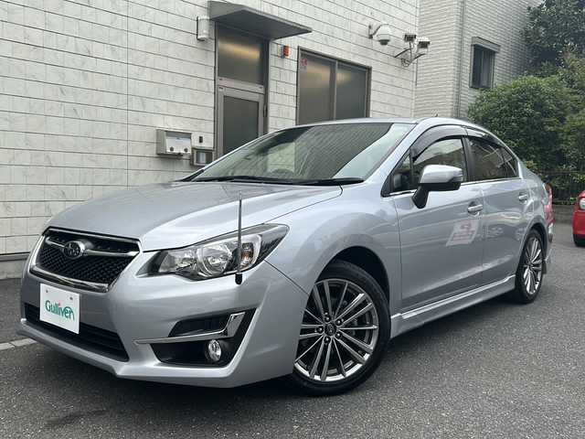スバル インプレッサ Ｇ４ 2．0i－S 埼玉県 2016(平28)年 3.2万km アイスシルバーメタリック 登録時３１６１３km/ワンオーナー/フルセグ/純正ナビ（AVIC-RZ99）/・Bluetooth/・AM/・FM/・DVD/・HDMI/バックカメラ/ETC/パワーシート（D席＋N席）/クルーズコントロール/ABS/横滑り防止機能/アイドリングストップ/ヒルスタートアシスト/オートライト/レベライザー/パドルシフト/純正フロアマット/ウィンカー付き電動格納ミラー/純正アルミホイール17インチ/ドアバイザー/キーレスキー×2/取扱説明書/保証書