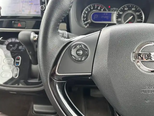 日産 デイズ ルークス HWS X Vセレクション 滋賀県 2017(平29)年 4.4万km プレミアムパープルP 禁煙車/純正ナビ/CD.DVD.Bluetooth.フルセグ/アラウンドビューモニター/衝突軽減ブレーキ/両側パワースライドドア/ハーフレザーシート/アイドリングストップ/オートライト/オートハイビーム/LEDヘッドライト/ステアリングスイッチ/ETC/前方ドライブレコーダー/テレビキャンセラー/スマートキー