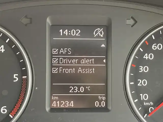 フォルクスワーゲン シャラン TDI ハイライン 熊本県 2020(令2)年 4.2万km ピュアホワイト ・スマートキー/・プッシュスタート/・フロントアシスト/・レーンキープアシスト/・リアトラフィックモニター/・ブラインドスポットモニター/・AFS/・ドライバーアラート/・両側パワースライドドア/・ハーフレザーシート/・前席シートヒーター /・純正メモリナビ/　【DVD・Bluetooth・USB・SD・MSV】/・フルセグTV/・バックカメラ/・ETC/・ドライブレコーダー(前後録画)/・パワーバックドア/・LEDヘッドランプ/・フォグランプ/・純正マット