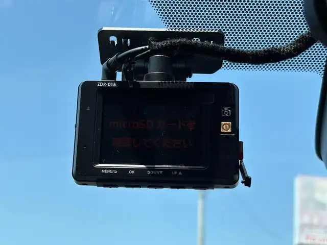 トヨタ アクア S スタイルブラック 宮城県 2019(平31)年 7.2万km ホワイトパールクリスタルシャイン LEDヘッドランプパッケージ/・スモーク加飾付LEDヘッドランプ/・LEDフォグランプ/ビューティーパッケージ/・ナノイー/・シートヒーター/185/60/R15タイヤ/15インチアルミホイール/＝＝＝/TRDフルエアロ（F/S/R）/TRDフロントバンパーガーニッシュ/TRDフォグランプガーニッシュ（LED付）/TRDハイレスポンスマフラーVer.S/セーフティセンス/・プリクラッシュセーフティ/・レーンディパーチャーアラート/・オートマチックハイビーム/先行車発進告知機能/インテリジェントクリアランスソナー（パーキングサポートブレーキ機能付）/社外ナビ（AVIC-CW902）/・CD/DVD/・Bluetooth/・フルセグTV/バックカメラ/ETC/ドライブレコーダー/ステアリングスイッチ/スマートキー＆プッシュスタート/電動格納ミラー/フロアマット/ドアバイザー/Wエアバッグ