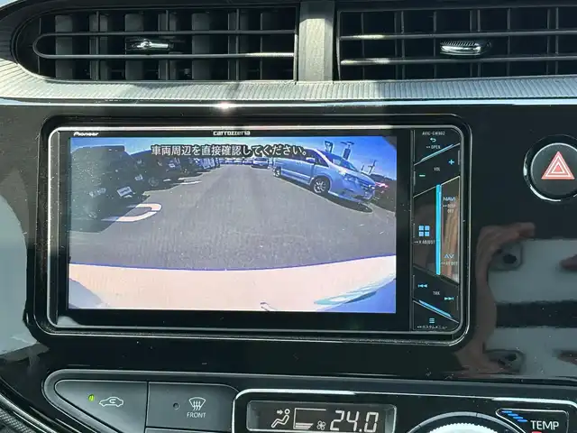 トヨタ アクア S スタイルブラック 宮城県 2019(平31)年 7.2万km ホワイトパールクリスタルシャイン LEDヘッドランプパッケージ/・スモーク加飾付LEDヘッドランプ/・LEDフォグランプ/ビューティーパッケージ/・ナノイー/・シートヒーター/185/60/R15タイヤ/15インチアルミホイール/＝＝＝/TRDフルエアロ（F/S/R）/TRDフロントバンパーガーニッシュ/TRDフォグランプガーニッシュ（LED付）/TRDハイレスポンスマフラーVer.S/セーフティセンス/・プリクラッシュセーフティ/・レーンディパーチャーアラート/・オートマチックハイビーム/先行車発進告知機能/インテリジェントクリアランスソナー（パーキングサポートブレーキ機能付）/社外ナビ（AVIC-CW902）/・CD/DVD/・Bluetooth/・フルセグTV/バックカメラ/ETC/ドライブレコーダー/ステアリングスイッチ/スマートキー＆プッシュスタート/電動格納ミラー/フロアマット/ドアバイザー/Wエアバッグ