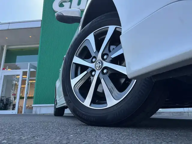 トヨタ アクア S スタイルブラック 宮城県 2019(平31)年 7.2万km ホワイトパールクリスタルシャイン LEDヘッドランプパッケージ/・スモーク加飾付LEDヘッドランプ/・LEDフォグランプ/ビューティーパッケージ/・ナノイー/・シートヒーター/185/60/R15タイヤ/15インチアルミホイール/＝＝＝/TRDフルエアロ（F/S/R）/TRDフロントバンパーガーニッシュ/TRDフォグランプガーニッシュ（LED付）/TRDハイレスポンスマフラーVer.S/セーフティセンス/・プリクラッシュセーフティ/・レーンディパーチャーアラート/・オートマチックハイビーム/先行車発進告知機能/インテリジェントクリアランスソナー（パーキングサポートブレーキ機能付）/社外ナビ（AVIC-CW902）/・CD/DVD/・Bluetooth/・フルセグTV/バックカメラ/ETC/ドライブレコーダー/ステアリングスイッチ/スマートキー＆プッシュスタート/電動格納ミラー/フロアマット/ドアバイザー/Wエアバッグ