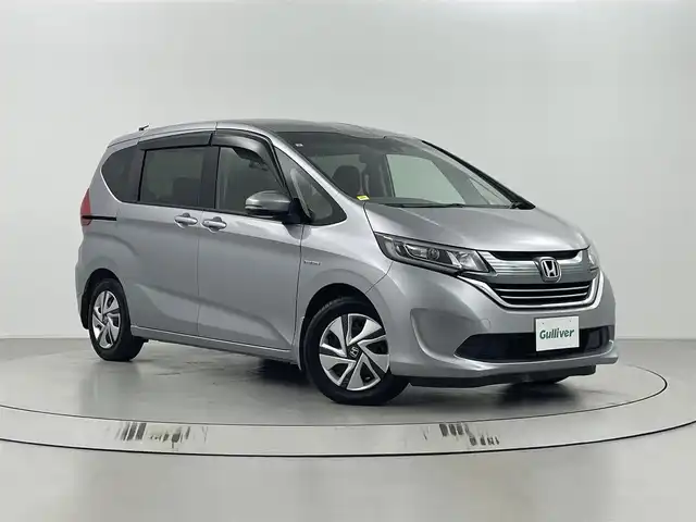 ホンダ フリード ハイブリット G ホンダセンシング 埼玉県 2019(平31)年 5万km ルナシルバーM 純正ナビ/両側パワースライドドア/純正ドライブレコーダー/フルセグTV/レーダークルーズコントロール/レーンキープアシスト/LEDヘッドライト/スマートキー/パワーステアリング/パワーウィンドウ/ビルトインETC