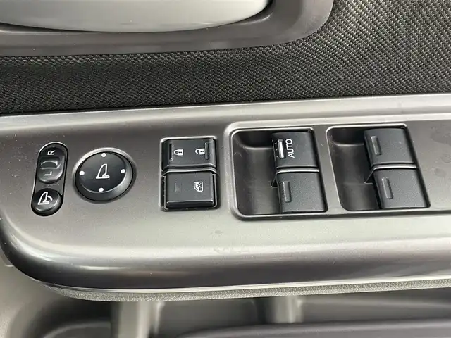 ホンダ フリード ハイブリット G ホンダセンシング 埼玉県 2019(平31)年 5万km ルナシルバーM 純正ナビ/両側パワースライドドア/純正ドライブレコーダー/フルセグTV/レーダークルーズコントロール/レーンキープアシスト/LEDヘッドライト/スマートキー/パワーステアリング/パワーウィンドウ/ビルトインETC