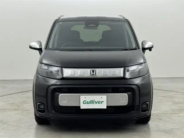 ホンダ フリード ハイブリット e:HEV クロスター 福岡県 2025(令7)年 0.1千km クリスタルブラックパール 登録済未使用車　/純正９型ナビ　/バックカメラ　/コーナーセンサー　/アダプティブクルコン　/衝突軽減ブレーキ　/レーンキープ　/アクセル踏み間違い防止　/ＢＳＭ　/両側電動スライドドア　/ハーフレザー　/シートヒーター　/ＬＥＤ