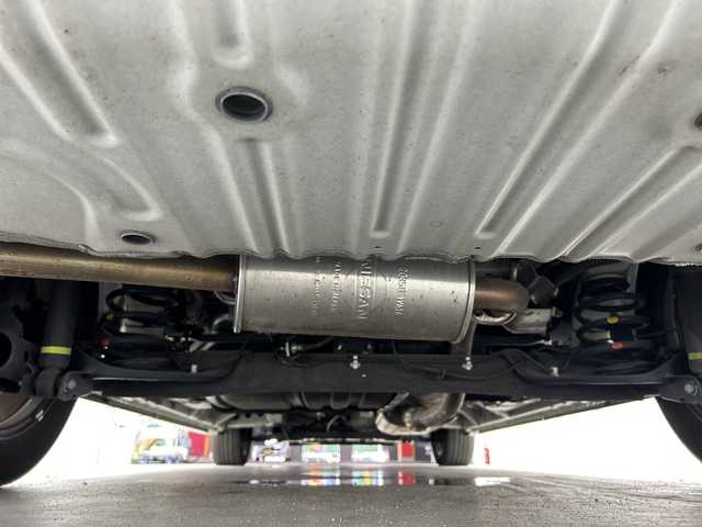 日産 セレナ ハイウェイスター Vセレクション 愛知県 2018(平30)年 4.1万km ブリリアントホワイトパール 純正９インチナビ(MM517D-L)　/（フルセグTV/ＣＤ/ＤＶＤ/Ｂｌｕｅｔｏｏｔｈ）　/フリップダウンモニター　/全方位カメラ/衝突軽減ブレーキ/クルーズコントロール/コーナーセンサー/ＥＴＣ　/ドライブレコーダー　/パーキングアシスト　/両側パワースライドドア/ＬＥＤヘッドライト/フォグランプ/スマートキー/純正アルミホイール/純正フロアマット