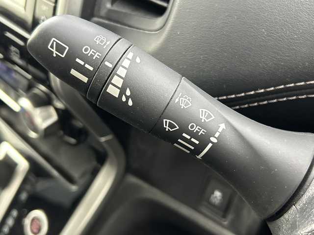 日産 セレナ ハイウェイスター Vセレクション 愛知県 2018(平30)年 4.1万km ブリリアントホワイトパール 純正９インチナビ(MM517D-L)　/（フルセグTV/ＣＤ/ＤＶＤ/Ｂｌｕｅｔｏｏｔｈ）　/フリップダウンモニター　/全方位カメラ/衝突軽減ブレーキ/クルーズコントロール/コーナーセンサー/ＥＴＣ　/ドライブレコーダー　/パーキングアシスト　/両側パワースライドドア/ＬＥＤヘッドライト/フォグランプ/スマートキー/純正アルミホイール/純正フロアマット