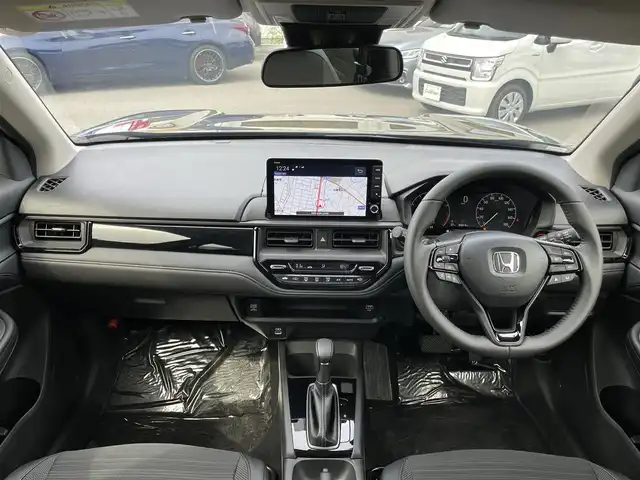 ホンダ ＷＲ－Ｖ Z+ ブラックスタイル 群馬県 2025(令7)年 0.1千km クリスタルブラックパール 登録済み未使用車/ホンダセンシング/・衝突軽減ブレーキ/・アダプティブクルーズコントロール/・車線維持支援/・踏み間違い衝突軽減システム/・パーキングセンサー/・先行車発進お知らせ/・標識認識/・オートハイビーム/純正9インチホンダコネクトナビ/　　Bluetooth/フルセグ/FM/AM/    AppleCarPlay/AndroidAuto/BLACKSTYLE/バックカメラ/ハーフレザーシート/オートLEDヘッドライト/フォグランプ/純正17AW/革巻きステアリング