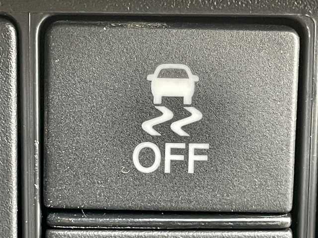 ホンダ ＷＲ－Ｖ Z+ ブラックスタイル 群馬県 2025(令7)年 0.1千km クリスタルブラックパール 登録済み未使用車/ホンダセンシング/・衝突軽減ブレーキ/・アダプティブクルーズコントロール/・車線維持支援/・踏み間違い衝突軽減システム/・パーキングセンサー/・先行車発進お知らせ/・標識認識/・オートハイビーム/純正9インチホンダコネクトナビ/　　Bluetooth/フルセグ/FM/AM/    AppleCarPlay/AndroidAuto/BLACKSTYLE/バックカメラ/ハーフレザーシート/オートLEDヘッドライト/フォグランプ/純正17AW/革巻きステアリング