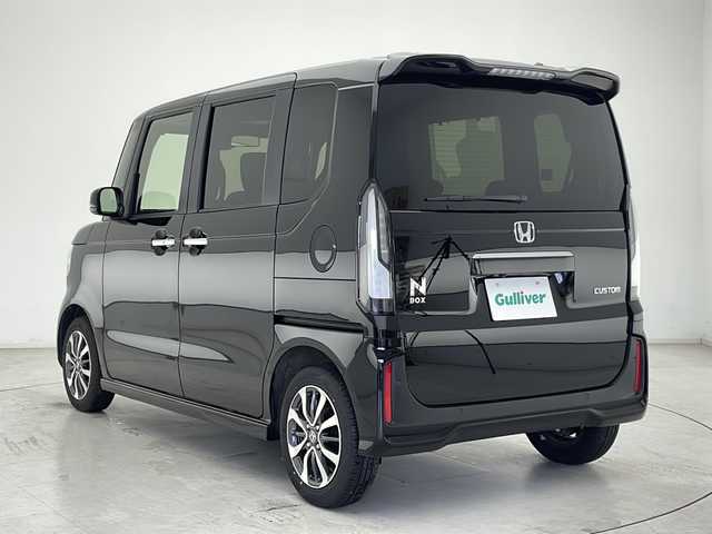 ホンダ Ｎ ＢＯＸ カスタム 千葉県 2024(令6)年 0.4万km クリスタルブラックパール Gathersディスプレイオーディオ/Honda SENSING/追従クルーズコントロール/レーンキープアシスト/衝突軽減ブレーキ/オートマチックハイビーム/LEDヘッドライト/バックカメラ/前側ドライブレコーダー/ビルトインETC/前席シートヒーター/スマートキー/プッシュスタート