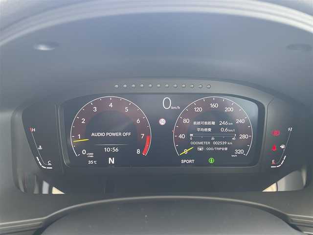 ホンダ シビック タイプR 青森県 2025(令7)年 0.3万km チャンピオンシップホワイト ●Honda　CONNECT　ディスプレイナビ地デジ/●バックカメラ/●Honda LogR/●Honda SENSING/●TYPE R専用ステアリングホイール（アルカンターラ(R)）/●TYPE R専用ステアリングエンブレム/●ステンレス製スポーツペダル/●アルミ製シフトノブ/●シリアルナンバー入りアルミ製エンブレム/●アルミ製センターコンソールパネル/●TYPE R専用フロントグリル/●TYPE R専用エアロダイナミクス・カラードバンパー（フロント/リア）/●グロスブラック・フロントスポイラー/●TYPE R専用リアスポイラー/●新車時保証書/●取扱説明書