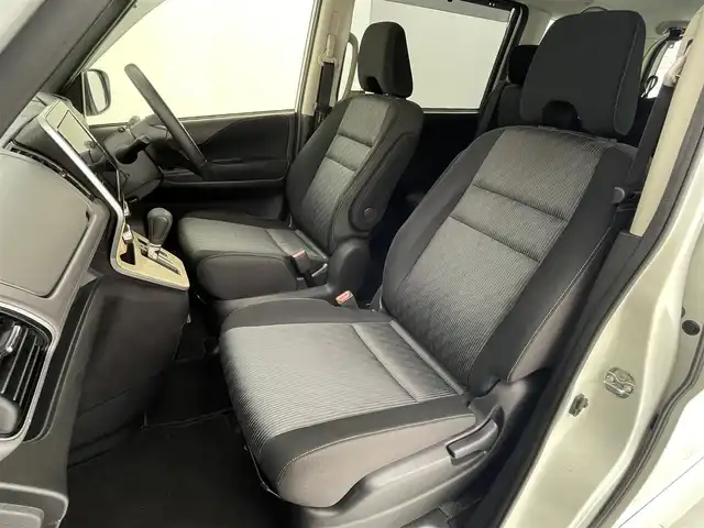 日産 セレナ ハイウェイスター V 大阪府 2020(令2)年 3.3万km ブリリアントホワイトパール 2トーン エマージェンシーブレーキ/プロパイロット/　・踏み間違い防止アシスト/　・車線逸脱警報機能/　・標識認識機能/　・ふらつき警報機能/純正ナビ（Bluetooth/CD/DVD）/フルセグTV/アラウンドビューモニター/両側パワースライドドア/レーダークルーズコントロール/LEDヘッドライト/フォグランプ/純正16インチアルミホイール/コーナーセンサー/電動パーキング/ブレーキホールド/スマートキー