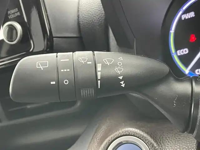 トヨタ ヤリスクロス ハイブリッド Z 岡山県 2022(令4)年 1.8万km ブラックマイカ 純正ディスプレイオーディオ/【USB/フルセグTV/Bluetooth/Carplay】/全方位カメラ/D/N席シートヒーター/ETC/衝突軽減ブレーキ/オートマチックハイビーム/横滑り防止装置/ブレーキホールド/電動パーキングブレーキ/アダプティブクルーズコントロール/オートライト/AAC/純正18インチアルミホイール/純正フロアマット/スマートキー/プッシュスタート