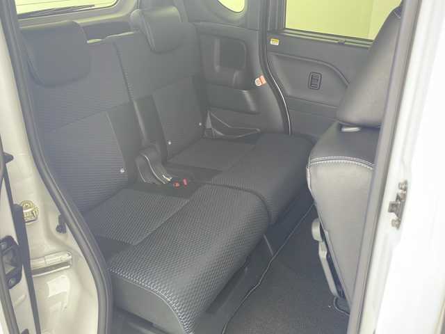 ダイハツ タント カスタム RS 愛知県 2023(令5)年 1.3万km ブラックマイカメタリック/シャイニングホワイトパール /禁煙車//純正9インチディスプレイオーディオ//フルセグTV//ETC//バックカメラ//スマートアシスト//衝突回避支援ブレーキ//衝突警報//誤発進抑制//車線逸脱警報//路側逸脱警報//ふらつき警報//先行車発進お知らせ//標識認識//アダプティブドライビングビーム//前後コーナーセンサー//360°スーパーUV&IRカットガラス//LEDヘッドライト//オートライト//LEDフォグランプ//両側パワースライドドア//合皮×ファブリックコンビシート//前席シートヒーター//革巻きステアリング//ステアリングスイッチ//プッシュスタート//電動格納ミラーウィンカー//アイドリングストップ//横滑り防止装置//イモビライザー//新車保証書