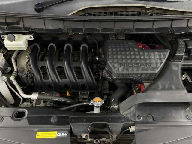 日産 セレナ ハイウェイスター 新潟県 2017(平29)年 4.8万km ダイヤモンドブラック プッシュスタート/純正ナビ(CD/DVD/Bluetooth)　/バックモニター　/フルセグＴＶ　/両側スライドドア　/Ｂｌｕｅｔｏｏｔｈ接続　/クルーズコントロール　　/ＬＥＤオートライト　/純正ＡＷ　/アイドリングストップ　/電格ミラー　/取扱説明書