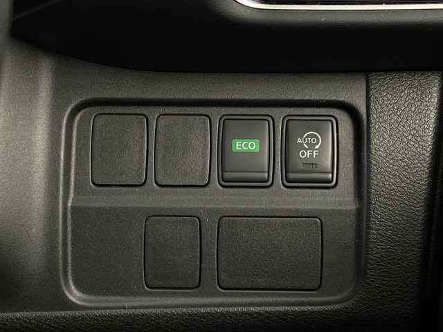 日産 セレナ ハイウェイスター 新潟県 2017(平29)年 4.8万km ダイヤモンドブラック プッシュスタート/純正ナビ(CD/DVD/Bluetooth)　/バックモニター　/フルセグＴＶ　/両側スライドドア　/Ｂｌｕｅｔｏｏｔｈ接続　/クルーズコントロール　　/ＬＥＤオートライト　/純正ＡＷ　/アイドリングストップ　/電格ミラー　/取扱説明書