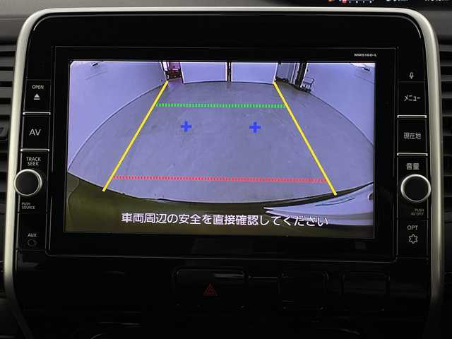 日産 セレナ ハイウェイスター 新潟県 2017(平29)年 4.8万km ダイヤモンドブラック プッシュスタート/純正ナビ(CD/DVD/Bluetooth)　/バックモニター　/フルセグＴＶ　/両側スライドドア　/Ｂｌｕｅｔｏｏｔｈ接続　/クルーズコントロール　　/ＬＥＤオートライト　/純正ＡＷ　/アイドリングストップ　/電格ミラー　/取扱説明書