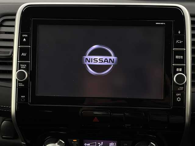 日産 セレナ ハイウェイスター 新潟県 2017(平29)年 4.8万km ダイヤモンドブラック プッシュスタート/純正ナビ(CD/DVD/Bluetooth)　/バックモニター　/フルセグＴＶ　/両側スライドドア　/Ｂｌｕｅｔｏｏｔｈ接続　/クルーズコントロール　　/ＬＥＤオートライト　/純正ＡＷ　/アイドリングストップ　/電格ミラー　/取扱説明書