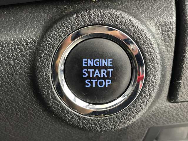 トヨタ ハイラックス Z 岐阜県 2022(令4)年 3.8万km アティチュードブラックマイカ 純正ナビ【NSZT-W68T】/AM　FM/CD　DVD/フルセグテレビ/SD/Bluetooth/革巻きステアリング/ステアリングリモコン/LEDヘッドライト/オートライト/リヤフォグライト/クルーズコントロール/トヨタセーフティセンス/レーンデパーチャーアラート/ロードサインアシスト/ダウンヒルアシストコントロール/横滑り防止装置