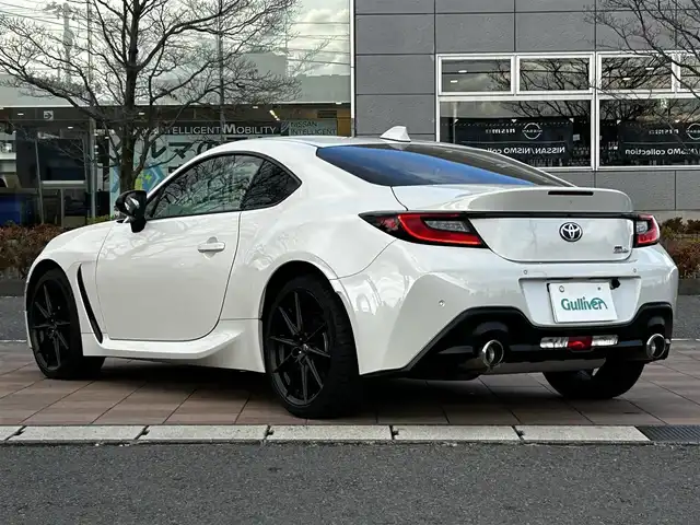 トヨタ ＧＲ８６ RZ 福島県 2024(令6)年 0.5万km クリスタルホワイトパール アイサイトコアテクノロジー/プリクラッシュブレーキ/後退時ブレーキアシスト/誤発進抑制制御/全車速追従機能付きクルーズコントロール/後側方警戒支援システム/ハイビームアシスト/社外ディスプレイオーディオ/【USB/BT】/バックカメラ/ETC/前席シートヒーター/パドルシフト/ステアリングリモコン/LEDオートライト/社外フロアマット