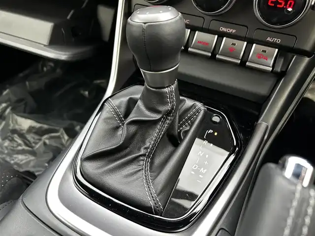 トヨタ ＧＲ８６ RZ 福島県 2024(令6)年 0.5万km クリスタルホワイトパール アイサイトコアテクノロジー/プリクラッシュブレーキ/後退時ブレーキアシスト/誤発進抑制制御/全車速追従機能付きクルーズコントロール/後側方警戒支援システム/ハイビームアシスト/社外ディスプレイオーディオ/【USB/BT】/バックカメラ/ETC/前席シートヒーター/パドルシフト/ステアリングリモコン/LEDオートライト/社外フロアマット