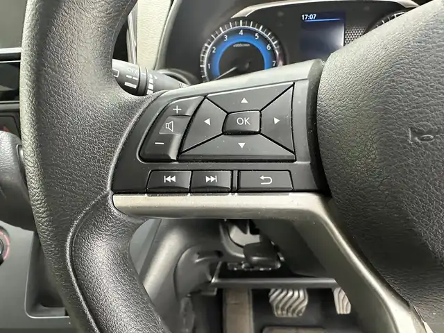 日産 デイズ S 兵庫県 2020(令2)年 6.3万km スターリングシルバーM ・純正SDナビ/・フルセグTV/・Bluetooth接続あり/・バックカメラ/・ETC/・フルセグTV/・前方ドライブレコーダー/・リモコンキー/・電動格納ミラー/・オートライト/・純正フロアマット/・純正ホイールキャップ