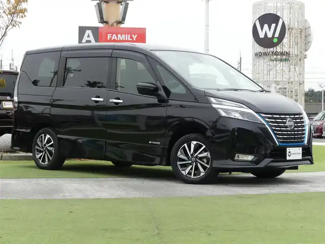 日産 セレナ e－パワー ハイウェイスター V 千葉県 2022(令4)年 4.4万km ダイヤモンドブラック エマージェンシーブレーキ/プロパイロット/インテリジェントクルーズコントロール/インテリジェントルームミラー/両側パワースライドドア/純正SDナビ/地デジTV/【DVD/CD再生機能　Bluetooth接続】/アラウンドビューモニター/ドライブレコーダー/革巻きステアリング/ステアリングスイッチ/ETC/LEDヘッドライト/フォグライト/ウインカーミラー/コーナーセンサー/純正16インチアルミホイル/サイド/カーテンエアバッグ/インテリジェントキー