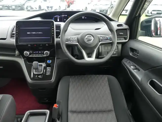 日産 セレナ e－パワー ハイウェイスター V 千葉県 2022(令4)年 4.4万km ダイヤモンドブラック エマージェンシーブレーキ/プロパイロット/インテリジェントクルーズコントロール/インテリジェントルームミラー/両側パワースライドドア/純正SDナビ/地デジTV/【DVD/CD再生機能　Bluetooth接続】/アラウンドビューモニター/ドライブレコーダー/革巻きステアリング/ステアリングスイッチ/ETC/LEDヘッドライト/フォグライト/ウインカーミラー/コーナーセンサー/純正16インチアルミホイル/サイド/カーテンエアバッグ/インテリジェントキー