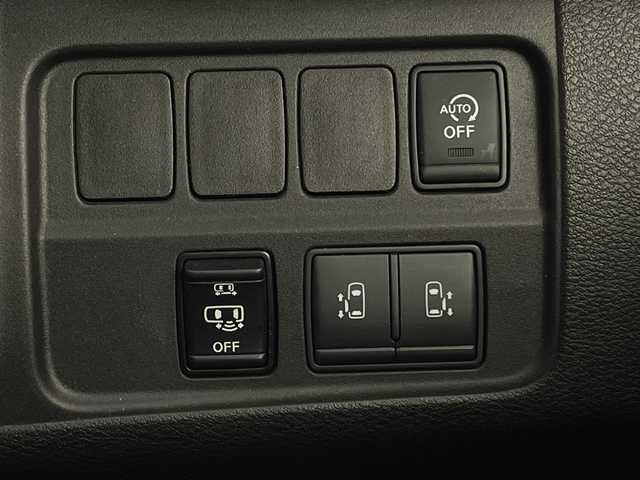 日産 セレナ ハイウェイスター V 新潟県 2020(令2)年 3.6万km ブリリアントホワイトパール エマージェンシーブレーキ/フリップダウンモニター/純正SDナビ/　CD/DVD/Bluetooth/フルセグTV/アラウンドビューモニター/両側パワースライドドア/フットオープナー/クルーズコントロール/LEDオートライト/純正16インチアルミホイール/ステアリングリモコン/ブラインドスポットアシスト/電格ミラー/ウィンカーミラー/スマートキー/ETC