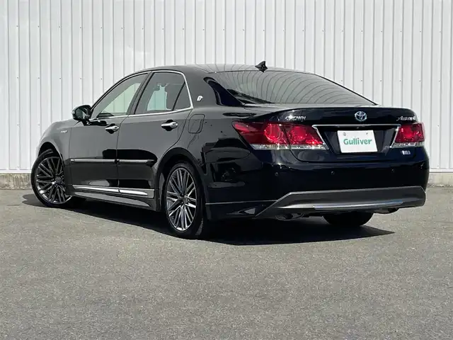 トヨタ クラウン ハイブリッド アスリートG 福岡県 2013(平25)年 9.1万km プレシャスブラックパール ムーンルーフ/純正マルチナビ/フルセグTV/CD/DVD/BT/AM/FM/バックカメラ/クルーズコントロール/前席パワーシート/前席シートヒーター＆ベンチレーション/ステアリングヒーター/シートメモリー/HIDオートライト/フォグランプ/ビルトインETC/純正AW/スペアキー1、カードキー1