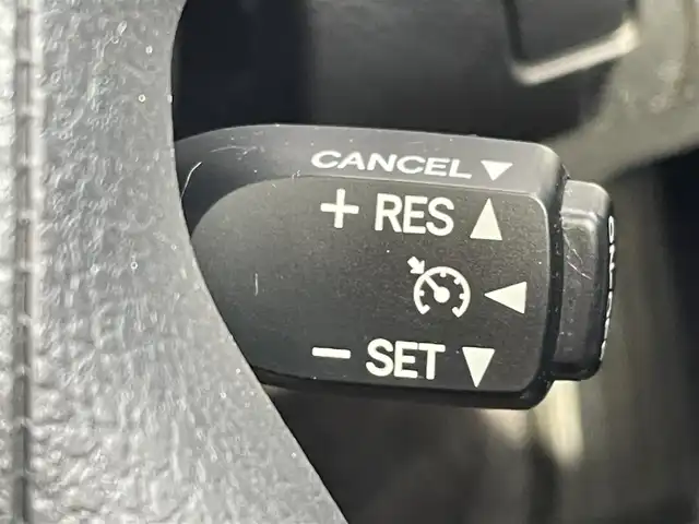 トヨタ クラウン ハイブリッド アスリートG 福岡県 2013(平25)年 9.1万km プレシャスブラックパール ムーンルーフ/純正マルチナビ/フルセグTV/CD/DVD/BT/AM/FM/バックカメラ/クルーズコントロール/前席パワーシート/前席シートヒーター＆ベンチレーション/ステアリングヒーター/シートメモリー/HIDオートライト/フォグランプ/ビルトインETC/純正AW/スペアキー1、カードキー1