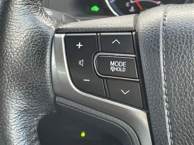 トヨタ クラウン ハイブリッド アスリートG 福岡県 2013(平25)年 9.1万km プレシャスブラックパール ムーンルーフ/純正マルチナビ/フルセグTV/CD/DVD/BT/AM/FM/バックカメラ/クルーズコントロール/前席パワーシート/前席シートヒーター＆ベンチレーション/ステアリングヒーター/シートメモリー/HIDオートライト/フォグランプ/ビルトインETC/純正AW/スペアキー1、カードキー1