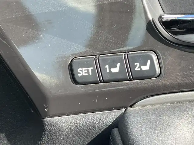 トヨタ クラウン ハイブリッド アスリートG 福岡県 2013(平25)年 9.1万km プレシャスブラックパール ムーンルーフ/純正マルチナビ/フルセグTV/CD/DVD/BT/AM/FM/バックカメラ/クルーズコントロール/前席パワーシート/前席シートヒーター＆ベンチレーション/ステアリングヒーター/シートメモリー/HIDオートライト/フォグランプ/ビルトインETC/純正AW/スペアキー1、カードキー1