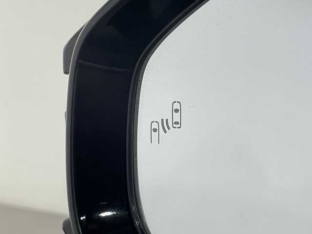 トヨタ プリウス Z 神奈川県 2023(令5)年 1.5万km アティチュードブラックマイカ モデリスタエアロ【フロント/サイド/リア】/TEIN車高調【純正サス有】/パノラマルーフ/純正１２．３型Ｄディスプレイオーディオ/純正前後ドライブレコーダー【DA連動】/純正ビルトインETC2.0【DA連動】/Tコネクトナビ　/フルセグ　Bluetooth　USB　Miracast/パノラミックビューモニター【バックカメラ洗浄機能】/トヨタチームメイト　/アドバンストＰ　/パワーバックドア/シンプルインテリジェントパーキングアシスト　/セーフティセンス/ブラインドスポットモニター/プリクラッシュセーフティ/緊急操舵支援/レーントレーシングアシスト/オートマチックハイビーム/パーキングサポートブレーキ/自動防眩ミラー/置くだけ充電/AC100V/レザーシート/前席シートヒーター＆ベンチレーション/運転席パワーシート＆ポジションメモリ/革巻きステアリング/ステアリングスイッチ/電動パーキングブレーキ/オートブレーキホールド/プッシュスタート/スマートキー/LEDヘッドランプ/純正リアスポイラー/純正19インチアルミホイール