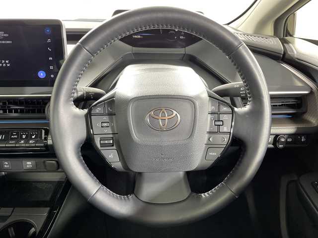 トヨタ プリウス Z 神奈川県 2023(令5)年 1.5万km アティチュードブラックマイカ モデリスタエアロ【フロント/サイド/リア】/TEIN車高調【純正サス有】/パノラマルーフ/純正１２．３型Ｄディスプレイオーディオ/純正前後ドライブレコーダー【DA連動】/純正ビルトインETC2.0【DA連動】/Tコネクトナビ　/フルセグ　Bluetooth　USB　Miracast/パノラミックビューモニター【バックカメラ洗浄機能】/トヨタチームメイト　/アドバンストＰ　/パワーバックドア/シンプルインテリジェントパーキングアシスト　/セーフティセンス/ブラインドスポットモニター/プリクラッシュセーフティ/緊急操舵支援/レーントレーシングアシスト/オートマチックハイビーム/パーキングサポートブレーキ/自動防眩ミラー/置くだけ充電/AC100V/レザーシート/前席シートヒーター＆ベンチレーション/運転席パワーシート＆ポジションメモリ/革巻きステアリング/ステアリングスイッチ/電動パーキングブレーキ/オートブレーキホールド/プッシュスタート/スマートキー/LEDヘッドランプ/純正リアスポイラー/純正19インチアルミホイール