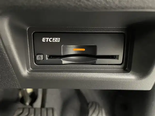 日産 セレナ e－パワー ハイウェイスター V 千葉県 2025(令7)年 0.1万km未満 プリズムホワイト 登録済未使用車/エマージェンシーブレーキ/・プロパイロット/・レーンキープアシスト/・車線逸脱警報システム/・ブラインドスポットモニター/・クリアランスソナー/純正12.3インチコネクティッドナビ/・USB/Bluetooth/フルセグTV/・アラウンドビューモニター/・ビルトインETC2.0/・インテリジェントルームミラー/両側電動ドア/革巻きステアリング/・ステアリングスイッチ/電子パーキング/・ブレーキホールド/ハーフレザーシート/左右独立エアコン/置くだけ充電/オートライト/・オートマチックハイビーム/・LEDヘッドライト/・LEDフォグランプ/純正16インチAW/電動格納ウインカーミラー/プッシュスタート/・スマートキー/・スペアキー/取扱説明書、新車時保証書