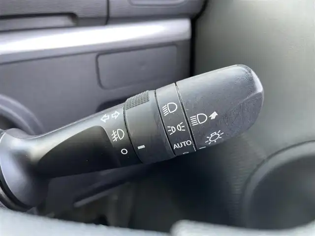 ダイハツ タント カスタムX トップED VS SAⅢ 千葉県 2019(令1)年 2.3万km ブライトシルバーメタリック 純正８型ナビ/フルセグ/DVD/CD/BT/USB/全方位カメラ・ETC/ドライブレコーダー（前方のみ）/運転席シートヒーター/両側パワースライドドア/スマートアシストIII/レーンキープアシスト/LEDヘッドライト/フォグライト/純正14インチアルミホイル/プッシュエンジンスタート/アイドリングストップ/フロアマット/ドアバイザー/スペアキーｘ１/スタットレスセット積み込み/（タイヤ溝5部山）