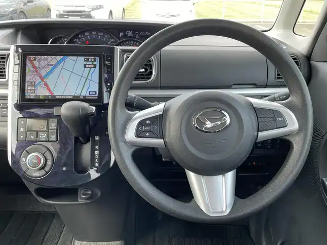 ダイハツ タント カスタムX トップED VS SAⅢ 千葉県 2019(令1)年 2.3万km ブライトシルバーメタリック 純正８型ナビ/フルセグ/DVD/CD/BT/USB/全方位カメラ・ETC/ドライブレコーダー（前方のみ）/運転席シートヒーター/両側パワースライドドア/スマートアシストIII/レーンキープアシスト/LEDヘッドライト/フォグライト/純正14インチアルミホイル/プッシュエンジンスタート/アイドリングストップ/フロアマット/ドアバイザー/スペアキーｘ１/スタットレスセット積み込み/（タイヤ溝5部山）