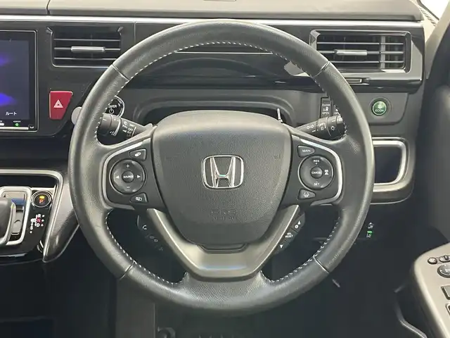 ホンダ ステップワゴン スパーダ ハイブリッド G ホンダセンシング 愛知県 2019(令1)年 5.2万km プレミアムディープロッソパール 純正９型ナビ　フルセグＴＶ　Ｂｌｕｅｔｏｏｔｈ　純正１１．６型後席モニター　わくわくゲート　バックカメラ　両側パワスラ　ホンダセンシング　衝突軽減　追従クルコン　前後ドラレコ　ＬＥＤオートライト　禁煙