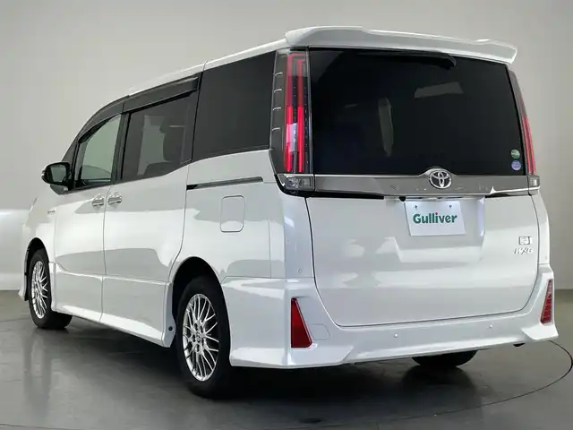 トヨタ ノア ハイブリッド Si ダブルバイビーⅡ 愛知県 2020(令2)年 4.2万km ホワイトパールクリスタルシャイン 純正９型ナビ　フルセグＴＶ　純正１２．１型後席モニター　シートヒーター　ハーフレザー　バックカメラ　ＥＴＣ　両側パワースライドドア　セーフティセンス　衝突軽減　コーナーセンサー　ＬＥＤライト　禁煙車