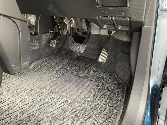 トヨタ ルーミー G－T 大分県 2018(平30)年 9.5万km レーザーブルークリスタルシャイン 純正ナビ/（フルセグ/CD/DVD/Bluetooth）　/ＥＴＣ　　/スマートアシスト/・衝突軽減ブレーキ/・誤発進抑制機能/・車線逸脱警報機能/両側パワースライドドア/DNシートヒーター/クルーズコントロール/ステアリングスイッチ/アイドリングストップ/オートライト　/ＬＥＤヘッドライト/スマートキー/プッシュスタート/電動格納ミラー
