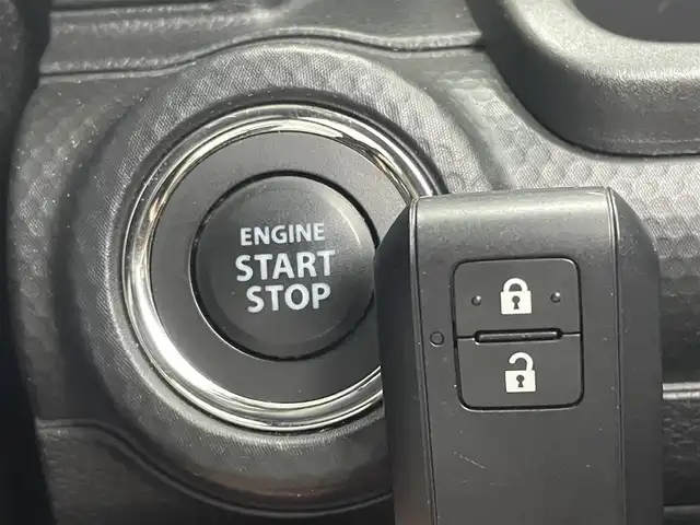 スズキ クロスビー HYBRID MZ 茨城県 2019(令1)年 4.4万km スーパーブラックパール 3トーンコーディネート 純正8型ナビ/全方位カメラ/フルセグ/衝突被害軽減ブレーキ/車線逸脱抑制装置/クルーズコントロール/オートマチックハイビーム/クリアランスソナー/ETC/ドラレコ/シートヒーター/純正16インチAW/LEDヘッドライト/スマートキー