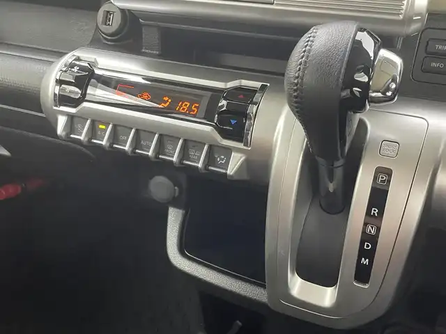 スズキ クロスビー HYBRID MZ 茨城県 2019(令1)年 4.4万km スーパーブラックパール 3トーンコーディネート 純正8型ナビ/全方位カメラ/フルセグ/衝突被害軽減ブレーキ/車線逸脱抑制装置/クルーズコントロール/オートマチックハイビーム/クリアランスソナー/ETC/ドラレコ/シートヒーター/純正16インチAW/LEDヘッドライト/スマートキー