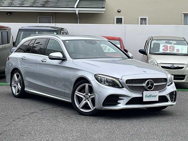 メルセデス・ベンツ Ｃ２２０ｄ ステーションワゴン アバンギャルドAMGライン 愛知県 2019(平31)年 9.2万km イリジウムシルバー /革シート//両席パワーシート（メモリー機能あり）//両席シートヒーター//純正１４AW付サマータイヤ//ステアリングスイッチ//純正メーカーナビ//フルセグ//AM/FM/BT/USB/SD//AppleCarPlay/Android Auto//バックカメラ//前後ドラレコ//オートリトラクタブルミラー//パドルシフト//レーンチェンジアシスト//ブラインドスポットモニタリング//道路標準アシスト//アクティブステリングアシスト//車高調整スイッチ//マルチコントロール//DYNAMIC SELECT//衝突軽減//ETC2.0//革巻きステアリング//パワーリアゲート//社外レーダー(SUPER CAT)//アナログ時計//アテンションアシスト//マルチファンクションディスプレイ//カメラ＆パーキング//トノカバー//ルーフレール//アイドリングストップ//プッシュスタート//スマートキー×１//取扱説明書・保証整備手帳・記録簿(H31/R1)あり