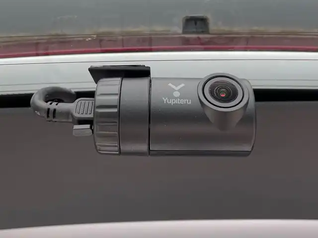 メルセデス・ベンツ Ｃ２２０ｄ ステーションワゴン アバンギャルドAMGライン 愛知県 2019(平31)年 9.2万km イリジウムシルバー /革シート//両席パワーシート（メモリー機能あり）//両席シートヒーター//純正１４AW付サマータイヤ//ステアリングスイッチ//純正メーカーナビ//フルセグ//AM/FM/BT/USB/SD//AppleCarPlay/Android Auto//バックカメラ//前後ドラレコ//オートリトラクタブルミラー//パドルシフト//レーンチェンジアシスト//ブラインドスポットモニタリング//道路標準アシスト//アクティブステリングアシスト//車高調整スイッチ//マルチコントロール//DYNAMIC SELECT//衝突軽減//ETC2.0//革巻きステアリング//パワーリアゲート//社外レーダー(SUPER CAT)//アナログ時計//アテンションアシスト//マルチファンクションディスプレイ//カメラ＆パーキング//トノカバー//ルーフレール//アイドリングストップ//プッシュスタート//スマートキー×１//取扱説明書・保証整備手帳・記録簿(H31/R1)あり