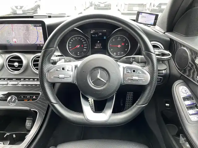 メルセデス・ベンツ Ｃ２２０ｄ ステーションワゴン アバンギャルドAMGライン 愛知県 2019(平31)年 9.2万km イリジウムシルバー /革シート//両席パワーシート（メモリー機能あり）//両席シートヒーター//純正１４AW付サマータイヤ//ステアリングスイッチ//純正メーカーナビ//フルセグ//AM/FM/BT/USB/SD//AppleCarPlay/Android Auto//バックカメラ//前後ドラレコ//オートリトラクタブルミラー//パドルシフト//レーンチェンジアシスト//ブラインドスポットモニタリング//道路標準アシスト//アクティブステリングアシスト//車高調整スイッチ//マルチコントロール//DYNAMIC SELECT//衝突軽減//ETC2.0//革巻きステアリング//パワーリアゲート//社外レーダー(SUPER CAT)//アナログ時計//アテンションアシスト//マルチファンクションディスプレイ//カメラ＆パーキング//トノカバー//ルーフレール//アイドリングストップ//プッシュスタート//スマートキー×１//取扱説明書・保証整備手帳・記録簿(H31/R1)あり
