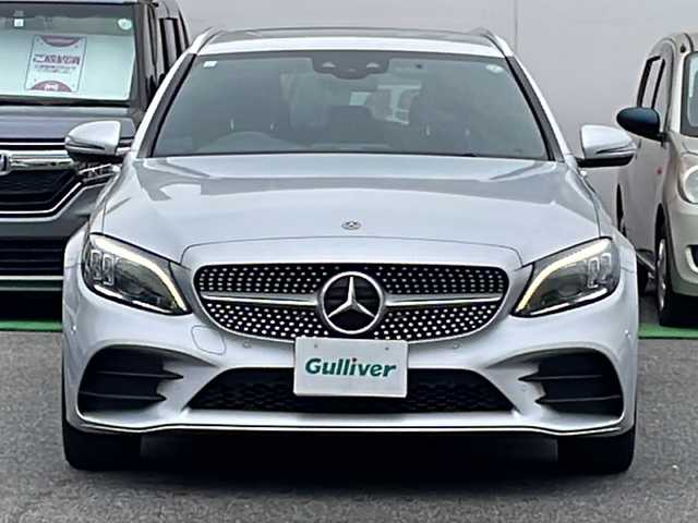 メルセデス・ベンツ Ｃ２２０ｄ ステーションワゴン アバンギャルドAMGライン 愛知県 2019(平31)年 9.2万km イリジウムシルバー /革シート//両席パワーシート（メモリー機能あり）//両席シートヒーター//純正１４AW付サマータイヤ//ステアリングスイッチ//純正メーカーナビ//フルセグ//AM/FM/BT/USB/SD//AppleCarPlay/Android Auto//バックカメラ//前後ドラレコ//オートリトラクタブルミラー//パドルシフト//レーンチェンジアシスト//ブラインドスポットモニタリング//道路標準アシスト//アクティブステリングアシスト//車高調整スイッチ//マルチコントロール//DYNAMIC SELECT//衝突軽減//ETC2.0//革巻きステアリング//パワーリアゲート//社外レーダー(SUPER CAT)//アナログ時計//アテンションアシスト//マルチファンクションディスプレイ//カメラ＆パーキング//トノカバー//ルーフレール//アイドリングストップ//プッシュスタート//スマートキー×１//取扱説明書・保証整備手帳・記録簿(H31/R1)あり